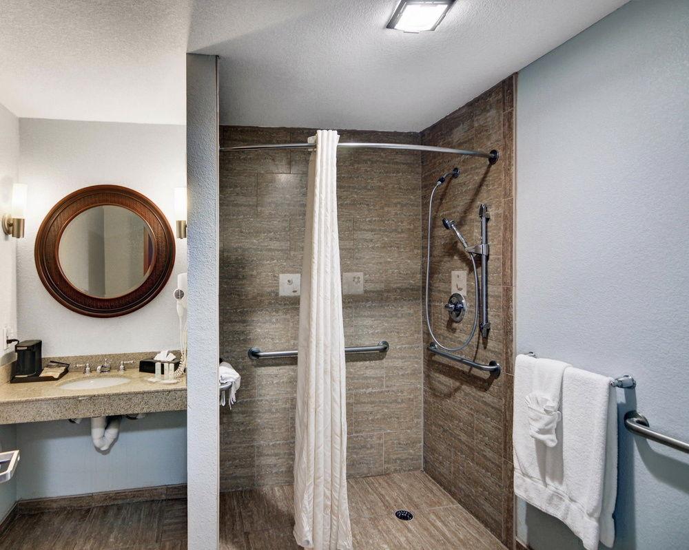 Motel 6-Mineral Wells, Tx Bagian luar foto