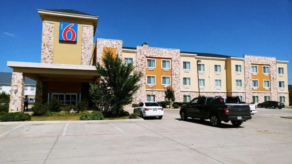 Motel 6-Mineral Wells, Tx Bagian luar foto